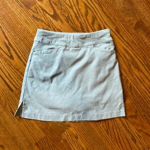 Lady Hagen Light Gray Skort - Size 4